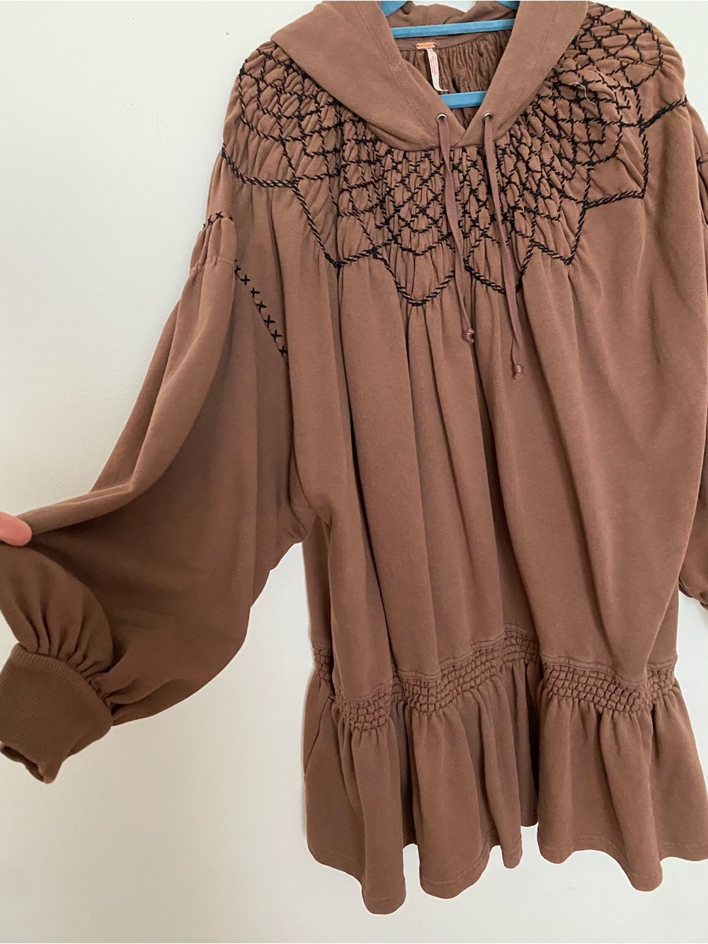 Free People Women’s adorable embroidered Hoodie tunic Dress so M/L - Picture 2 of 7